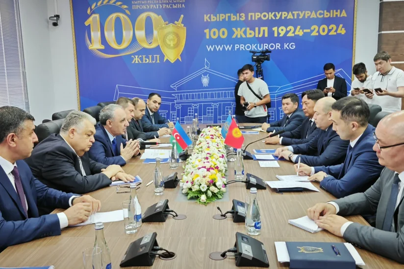 Kamran Əliyev Bişkekdə qırğız və türkiyəli həmkarları ilə əməkdaşlıq məsələlərini müzakirə edib