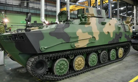 Polşa K9 haubitsası üçün 2 milyard dollara 250 müşayiət maşını alacaq
