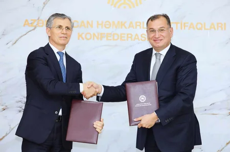 Azərbaycan Həmkarlar İttifaqları Konfederasiyası Sosial Tədqiqatlar Mərkəzi ilə memorandum imzalayıb