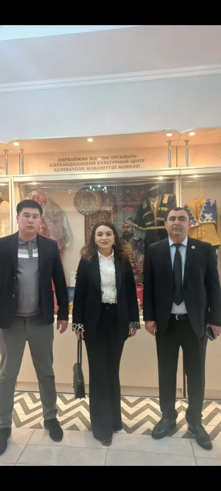 Şimkənddə diaspor fəalları və azərbaycanlı tələbələrlə görüşlər olub