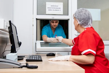 Лаборатории подведомственных TƏBİB медучреждений обновляются