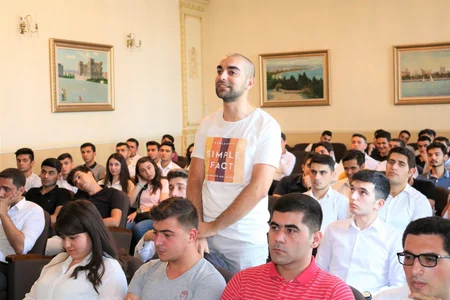 “Azneft”də təcrübəçilərlə görüş keçirilib