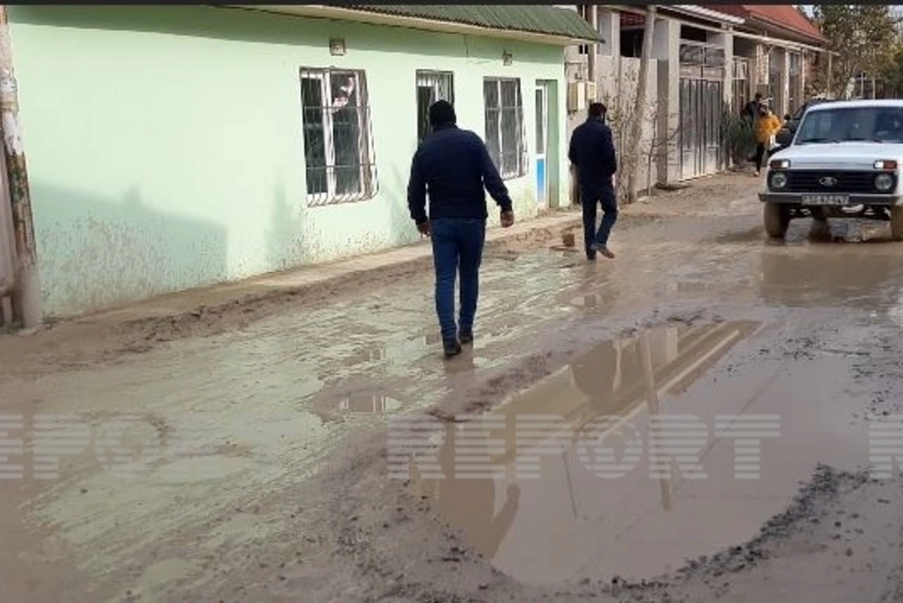 Suraxanı sakinləri yolların bərbad olmasından şikayətçidir