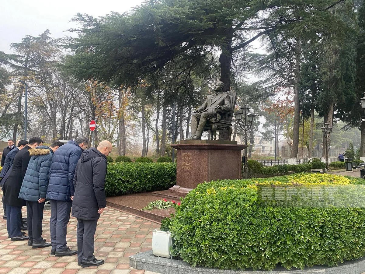 Heydər Əliyevin xatirəsi Gürcüstanda yad edilib