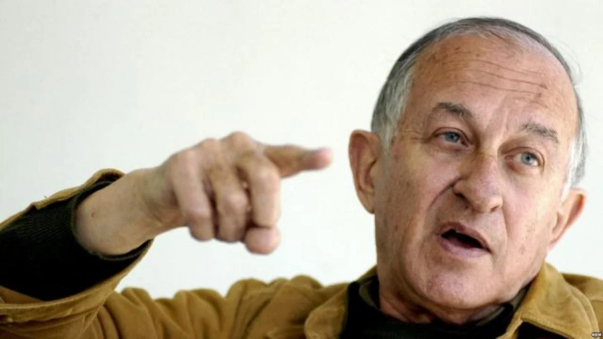 İspan yazıçı Xuan Qoytisolo vəfat edib