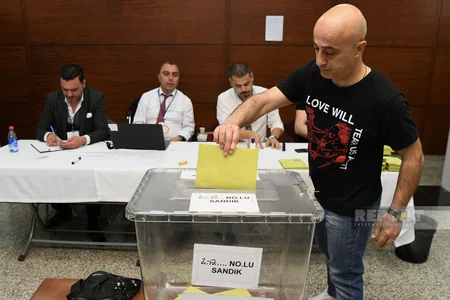 Azərbaycandakı Türkiyə vətəndaşlarının səsverməsi keçirilir, səfir səs verib - YENİLƏNİB