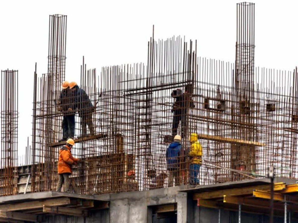 Tovuzda usta damdan yıxılaraq ağır xəsarət alıb