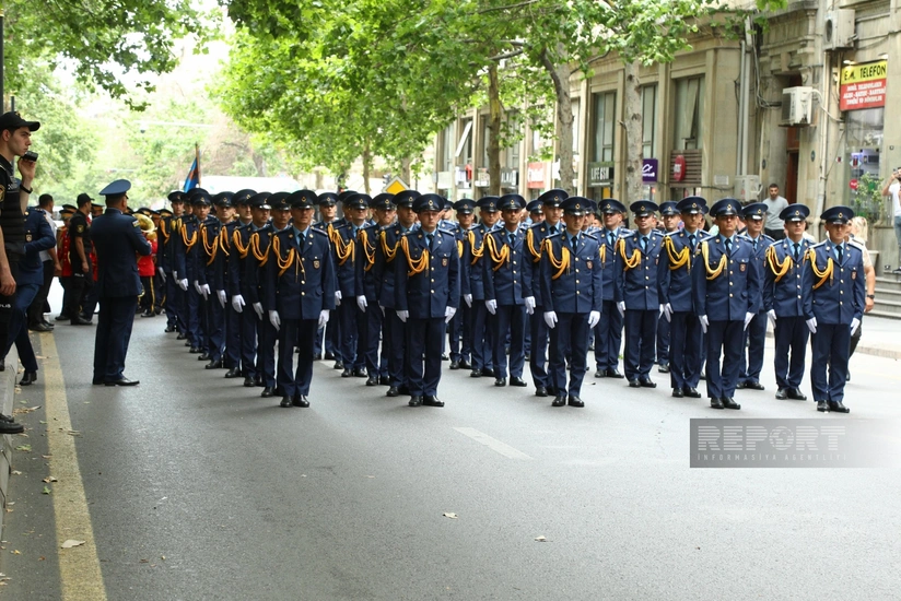Bakının müxtəlif küçələrində hərbçilərin yürüşü keçirilib - YENİLƏNİB -2