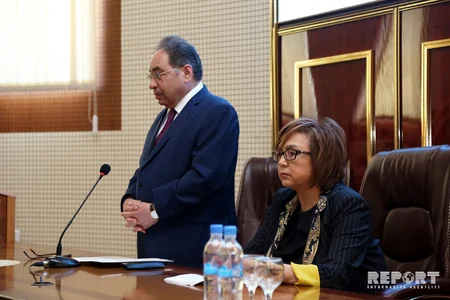 BDU-da “Dövlət qulluğu sisteminin mahiyyəti və əhəmiyyəti” mövzusunda tədbir keçirilib