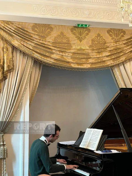 Fransada Heydər Əliyevin anadan olmasının 101 illiyinə həsr olunmuş konsert keçirilib