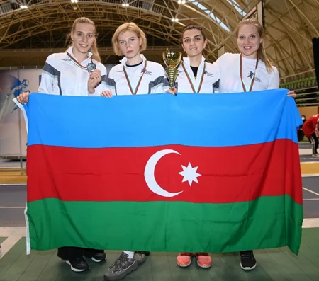 Azərbaycan sablyaçıları Dünya Kubokunda gümüş medal qazanıb