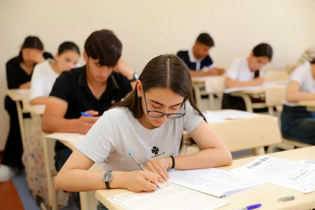 Bu gün 54 mindən çox abituriyent üçün imtahan keçirilib - YENİLƏNİB