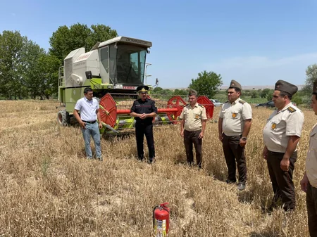 Şəmkirdə sakinlərlə yanğın təhlükəsizliyi ilə bağlı görüş keçirilib