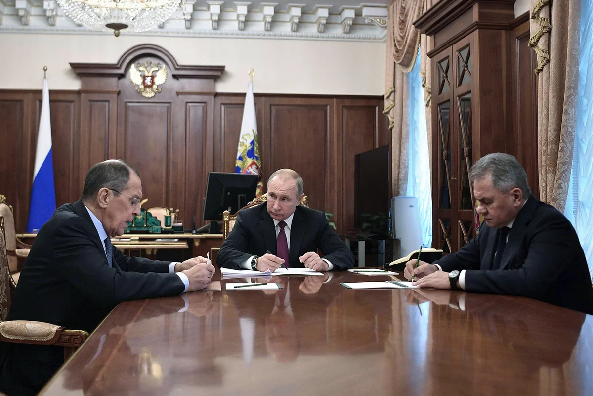 Australia bans Putin, Shoigu, Lavrov from entering its territory