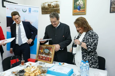 İsveçrə Kantonlar Şurasının sədri Qadın Resurs Mərkəzində olub