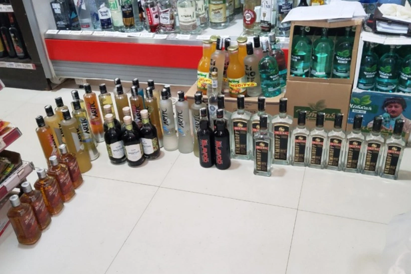 Biləsuvarda istehlaka yararsız spirtli içkilərin satışının qarşısı alınıb