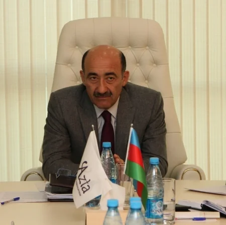 Əbülfəs Qarayev Azərbaycan turizm sənayesinin nümayəndələri ilə görüşüb