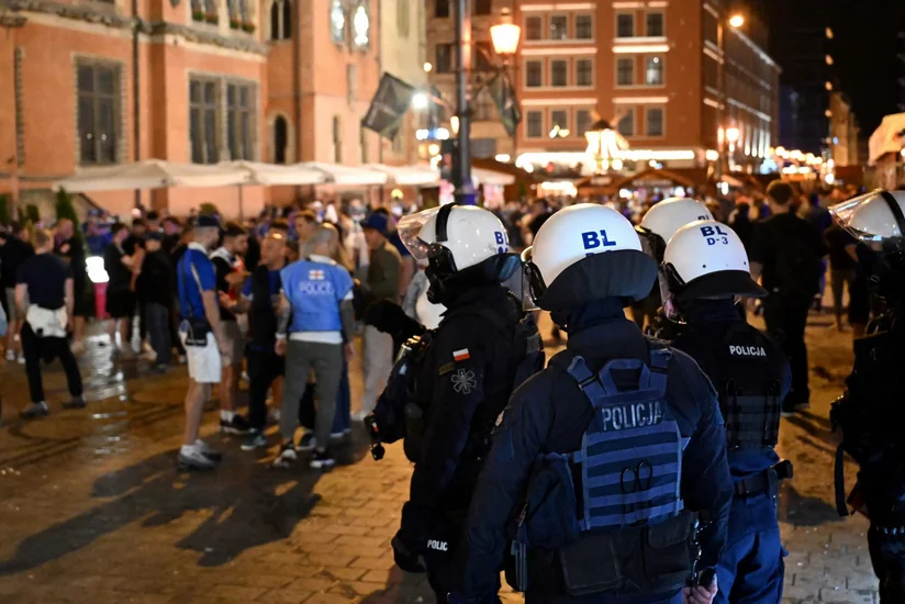 Polşada Çelsi və Betis klublarının azarkeşləri arasında dava düşüb