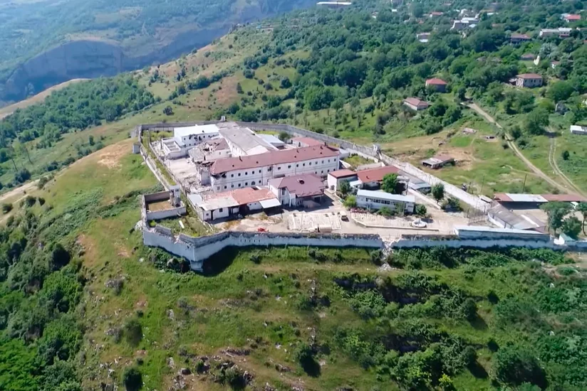 Dövlət Komissiyası: Şuşa həbsxanasında saxlanılan 140-dan çox şəxsin sonrakı taleyi məlum deyil