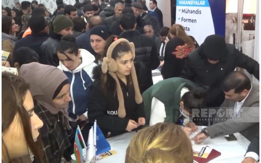 Biləsuvarda əmək yarmarkası keçirilib