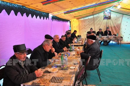Biləsuvarda Vətən müharibəsi şəhidinin xatirə lövhəsinin açılışı olub