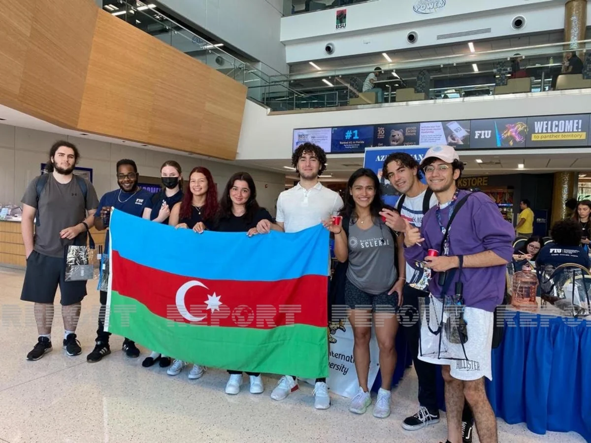 Azerbaijani students attend international exhibition in US