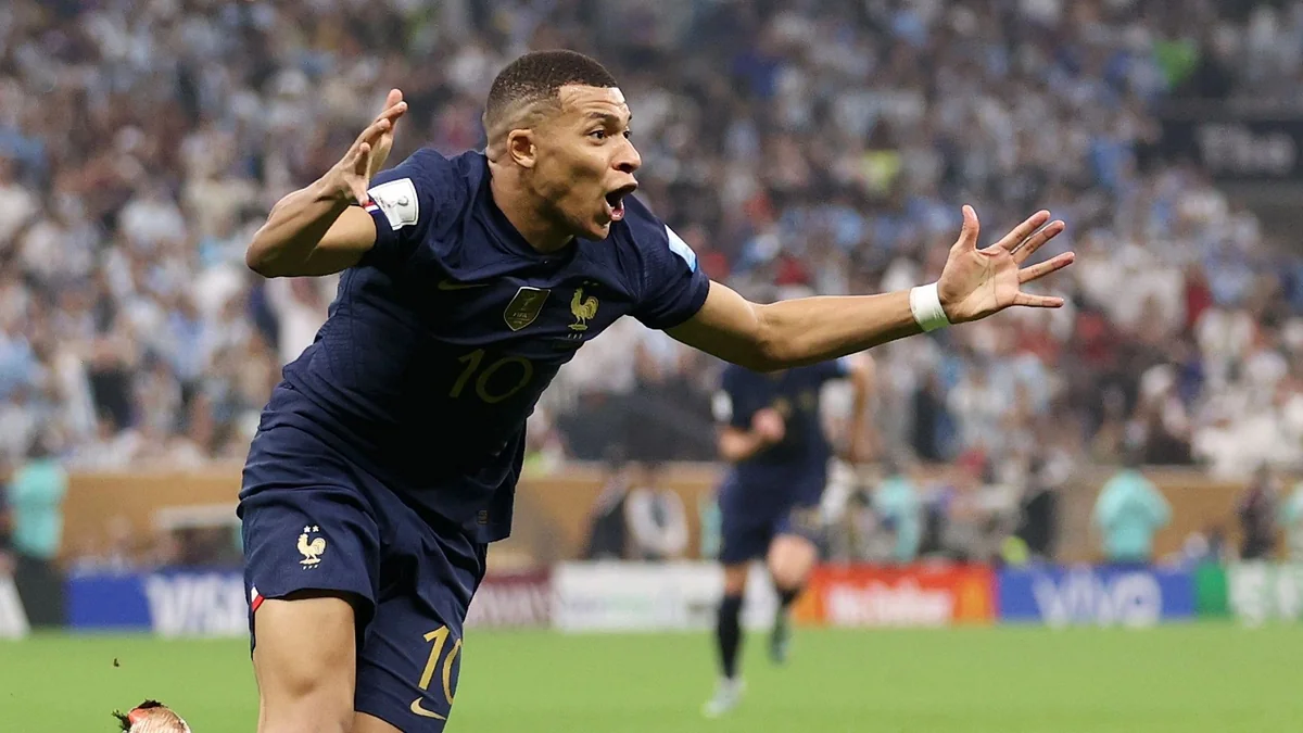 Kilian Mbappe dünya çempionatlarının tarixinə düşüb