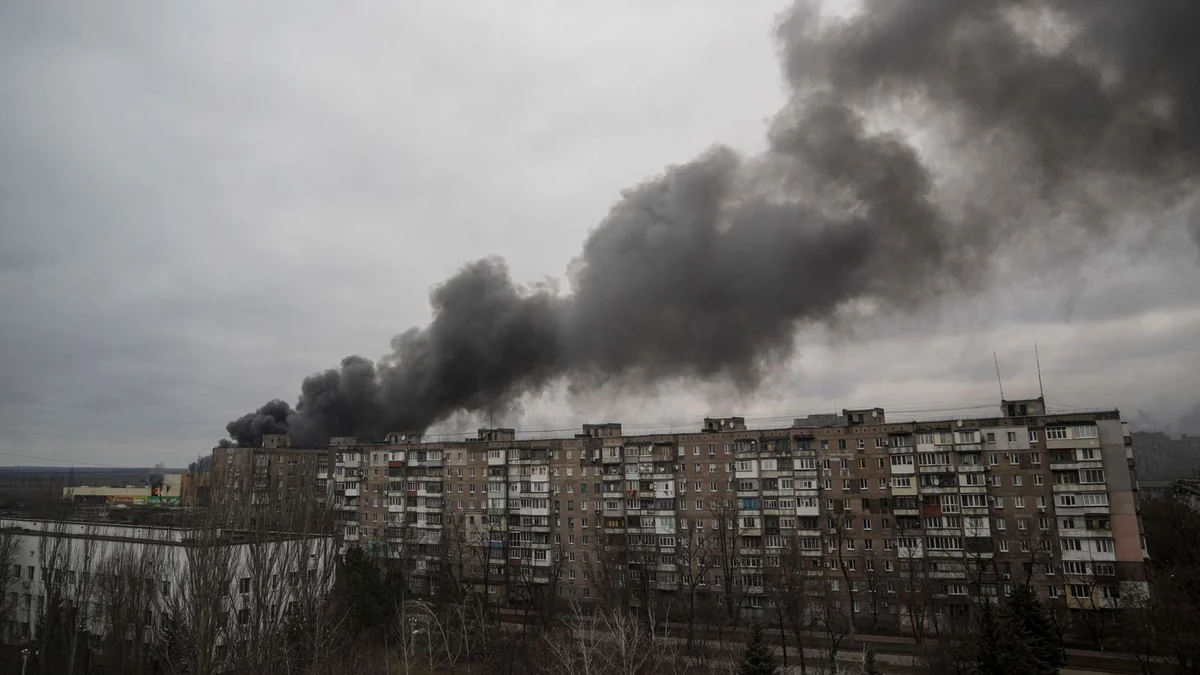 В Киеве гремят взрывы, объявлена воздушная тревога