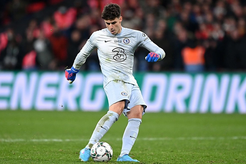 Çelsinin qapıçısı karyerasını başqa klubda davam etdirə bilər