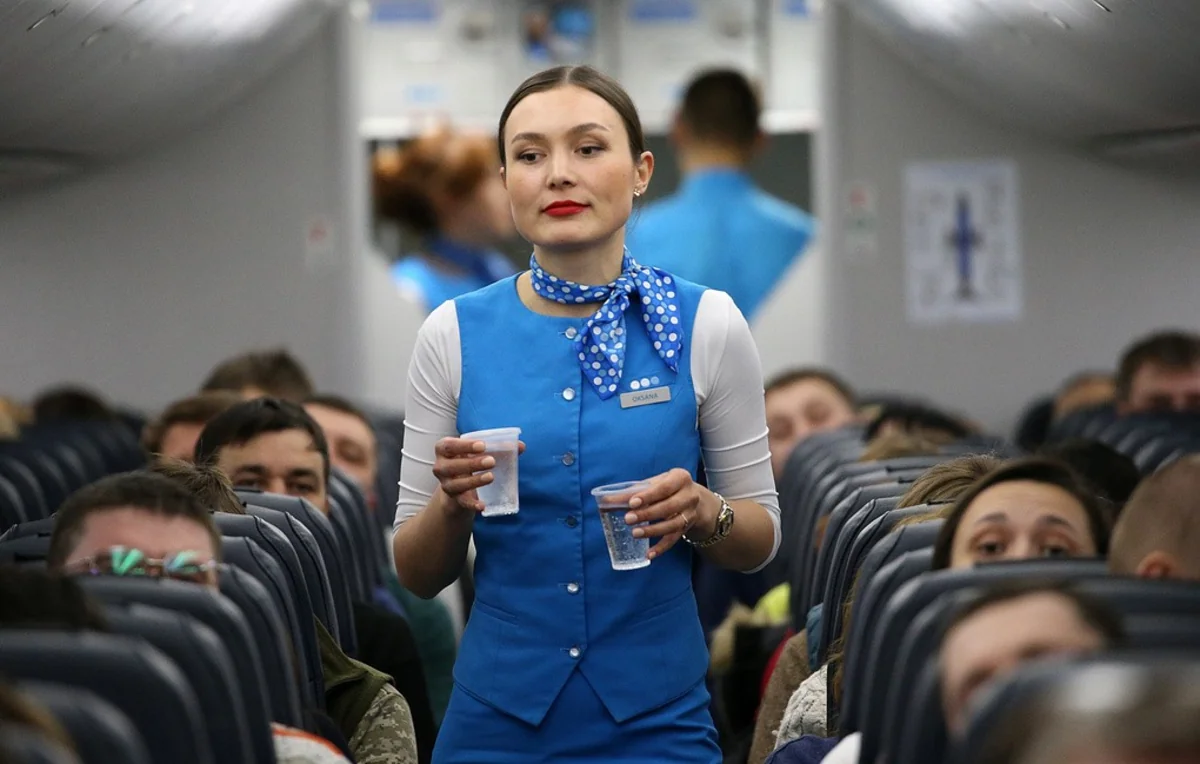 На самолетах лоукостера Аэрофлота могут ввести плату за бумажные стаканчики для воды