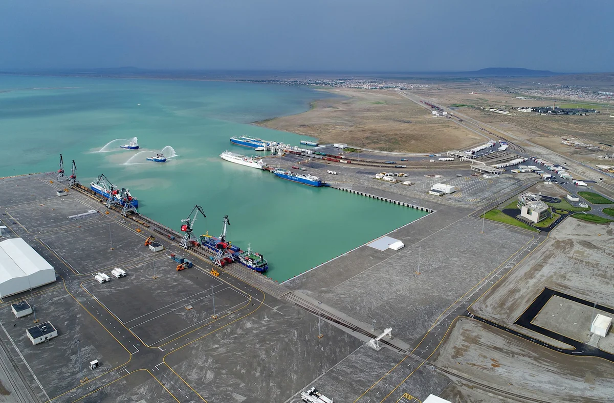 “Bakı Beynəlxalq Dəniz Ticarət Limanı”nın nizamnamə kapitalı 20 milyon manat artırılır