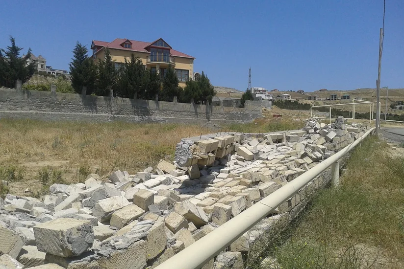 Dostluq parkının ərazisinin qanunsuz alqı-satqısını həyata keçirən iş adamı saxlanılıb