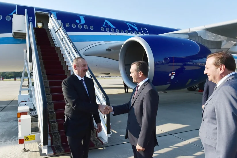 Начался визит президента Ильхама Алиева в Россию