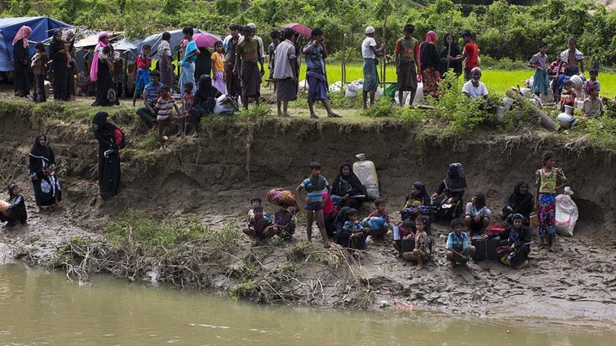 Son üç həftə ərzində Hindistan 57 myanmalı müsəlmanı Banqladeşə deportasiya edib
