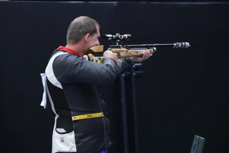 Dünya çempionatı: Ukraynadan olan atıcı qızıl medal qazanıb