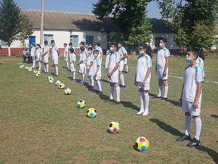AFFA Ağdam və Dondar Quşçu kəndlərində məktəblilərə hədiyyə verdi
