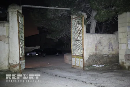 Bakıda polis xidmət zamanı bıçaqlanıb - FOTO - VİDEO - YENİLƏNİB