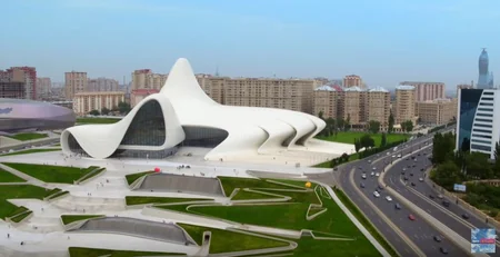 Украинская телеведущая Леся Никитюк: Азербайджанские мужчины очень внимательны, заботливы, но познакомиться с ними непросто - ИНТЕРВЬЮ