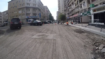 ​Binəqədi rayonunda 5 küçədə yolların təmirinə başlanılıb