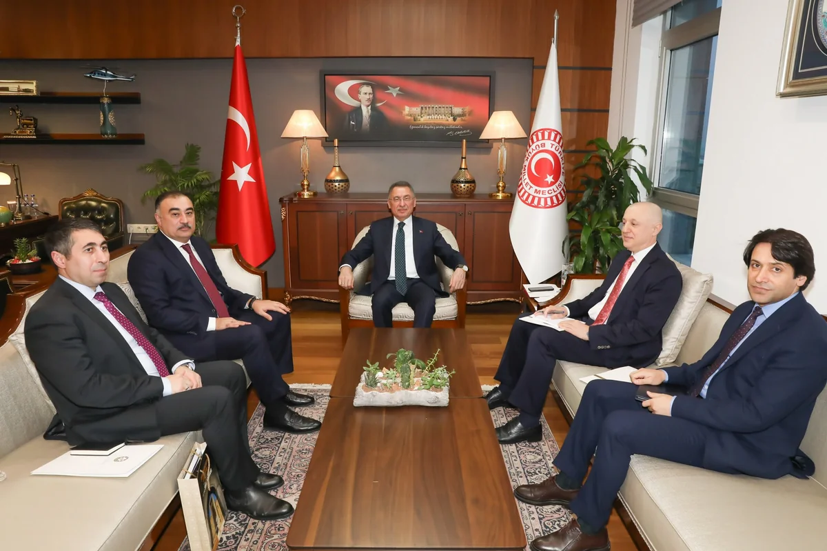 Türkiyə parlamentində Milli Məclisin 106-cı ildönümü ilə bağlı tədbirlərin təşkili müzakirə olunub