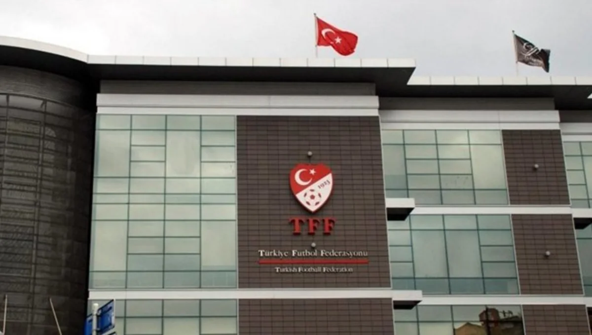 Türkiyə Super Liqasında növbəti mövsümün başlama vaxtı açıqlanıb