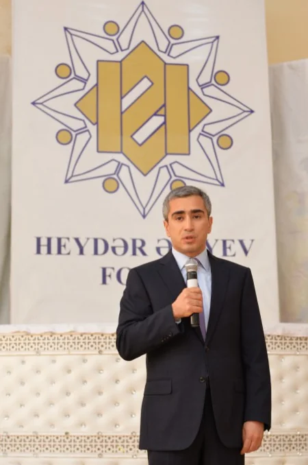 Heydər Əliyev Fondunun təşəbbüsü ilə 165 mindən çox aztəminatlı ailəyə bayram sovqatları verilir