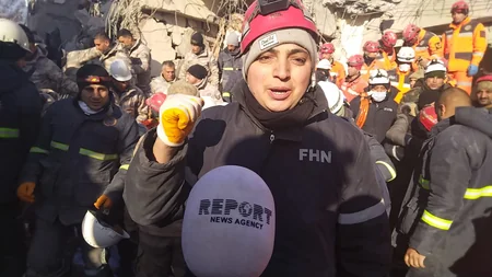 Azerbaijani rescuers happy for saving 2 people in Kahramanmaras