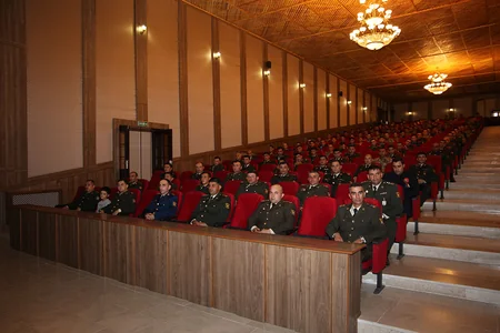 Əlahiddə Ümumqoşun Orduda “Qəhrəmanlar unudulmur” adlı tədbir keçirilib