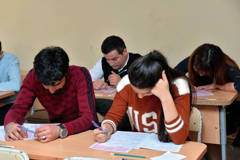 Bakı üzrə eksternat imtahanlarının nəticələri bəlli olub