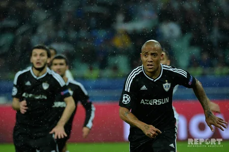 ÇL: Qarabağ  Roma qarşılaşması maraqlı anlarla yadda qalıb - FOTOREPORTAJ