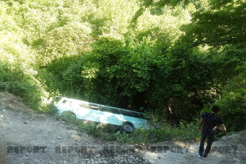 Bus carrying tourists overturns in Azerbaijan's Shaki