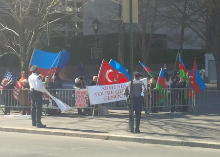 Nyu Yorkda Xocalı soyqırımının qurbanları anılıb
