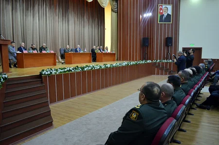 На учениях с участием британских специалистов вручены сертификаты азербайджанским военнослужащим