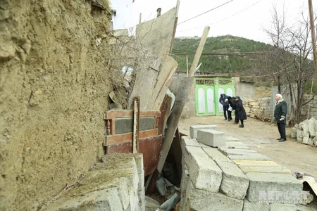 Bayıldakı sürüşmə ərazisində yerləşən evlərin sahəsi və qeydiyyatda olanların sayı dəqiqləşdirilir - FOTOREPORTAJ